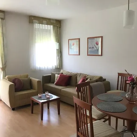 Lili Birdland Buekfuerdo Bük