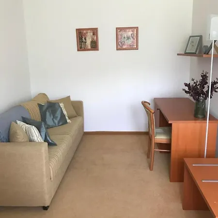 Lili Birdland Buekfuerdo Apartment *