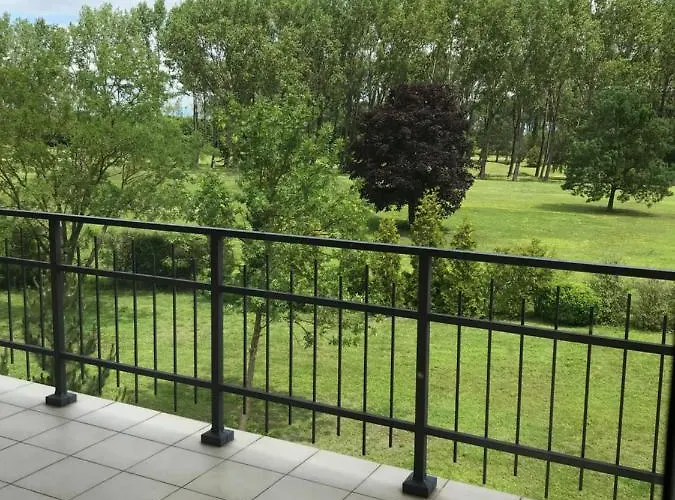 Lili Birdland Buekfuerdo Apartament